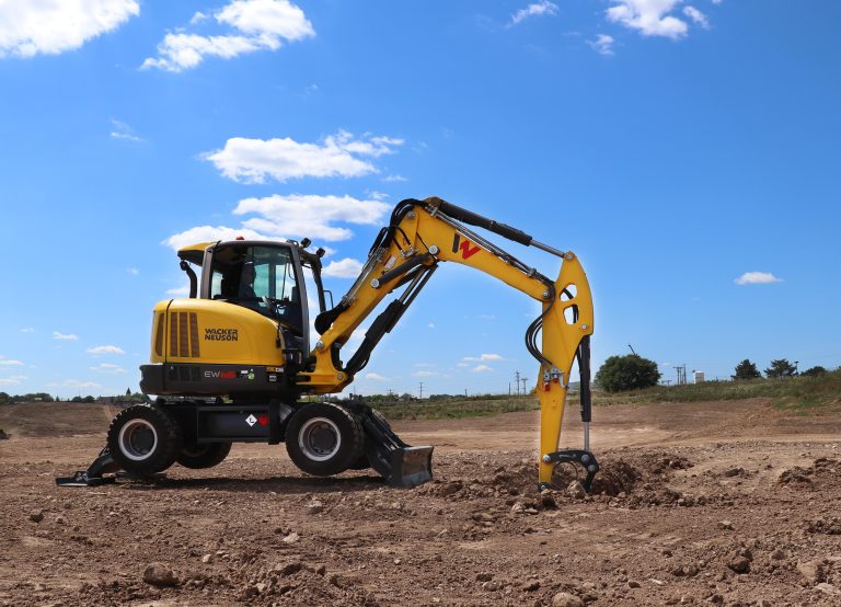 Wacker Neuson bageri točkaši poznati su po preciznom kopanju.