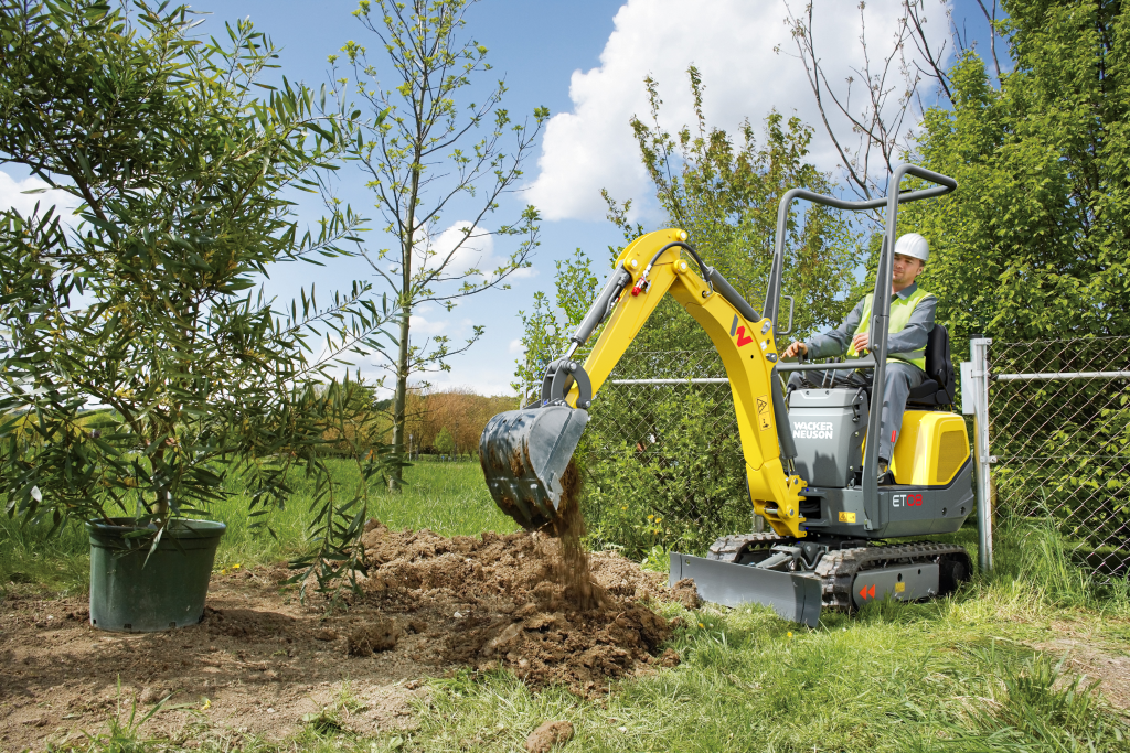 Wacker Neuson ET08 na gradilištu